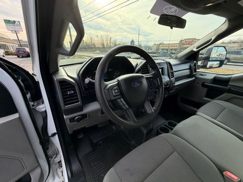 Used 2019 Ford F350 XL w/ Power Equipment Group image 18