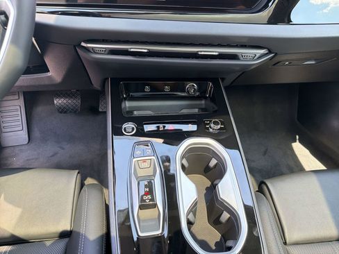 New 2026 Audi A6 Premium Plus AWD/4WD image 24