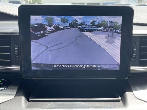 Certified 2020 Ford Explorer XLT w/ Equipment Group 202A RWD image 16