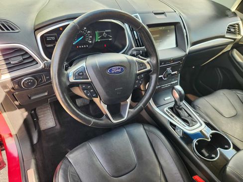 Used 2015 Ford Edge Titanium w/ Equipment Group 302A AWD/4WD image 2
