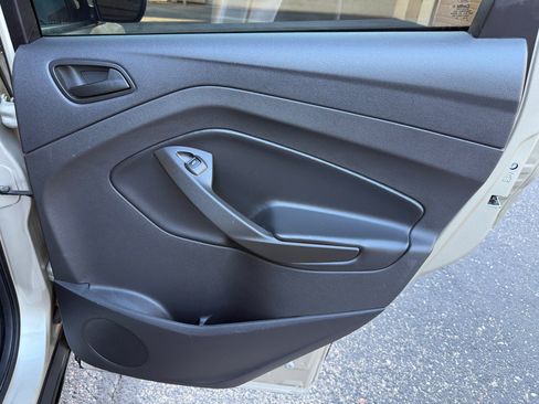 Used 2017 Ford Escape S image 15