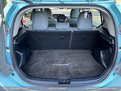 Used 2014 Toyota Prius C Four image 21