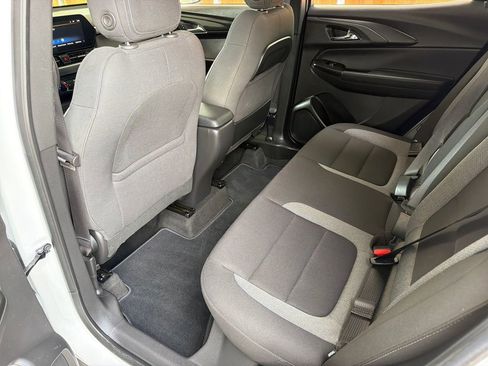 Used 2024 Chevrolet TrailBlazer LT w/ Driver Confidence Package FWD image 29