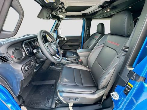 New 2025 Jeep Wrangler Rubicon image 15