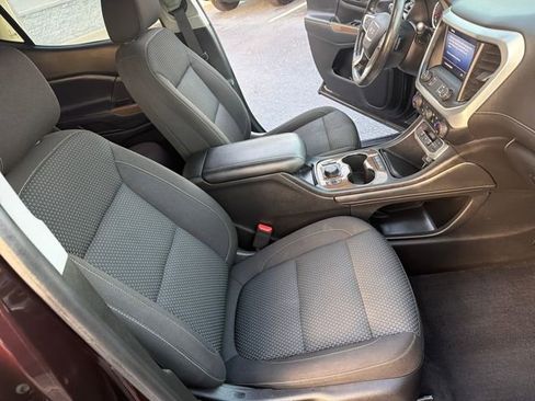 Used 2020 GMC Acadia SLE w/ Driver Convenience Package image 21