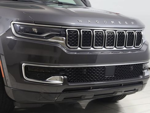 Used 2022 Jeep Wagoneer Series I w/ Premium Group I AWD/4WD image 40