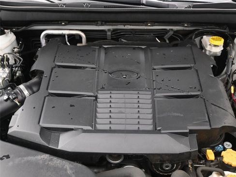 Used 2018 Subaru Legacy 3.6R Limited image 11