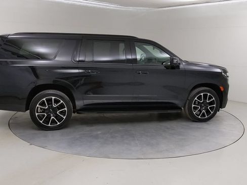 Used 2024 Chevrolet Suburban RST w/ Luxury Package AWD/4WD image 14