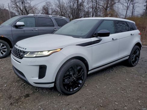 Used 2023 Land Rover Range Rover Evoque SE AWD/4WD image 2