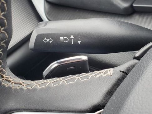 Used 2024 Jeep Grand Cherokee L Laredo image 17