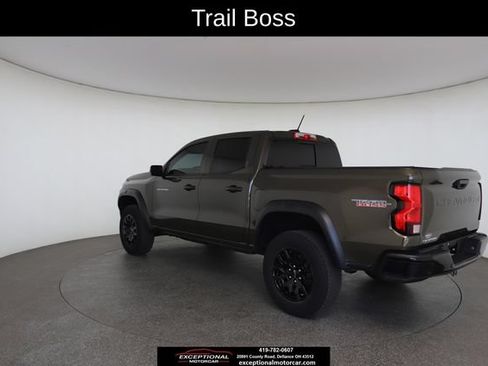 Used 2024 Chevrolet Colorado Trail Boss w/ Technology Package AWD/4WD image 11