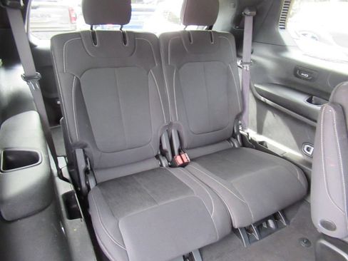 Certified 2025 Jeep Grand Cherokee L Laredo w/ Luxury Tech Group I RWD image 33