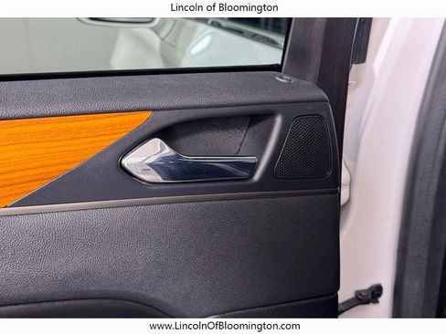 Used 2017 Lincoln MKC Reserve image 52