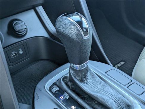 Used 2017 Hyundai Santa Fe Sport AWD/4WD image 9