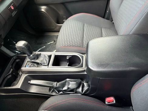 Used 2022 Toyota Tacoma SR5 RWD image 20