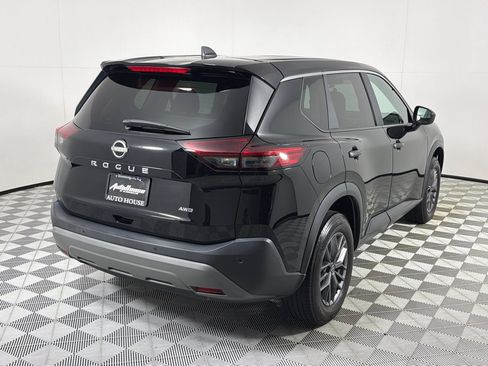 Used 2023 Nissan Rogue S AWD/4WD image 5