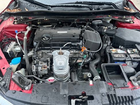 Used 2016 Honda Accord Sport image 31