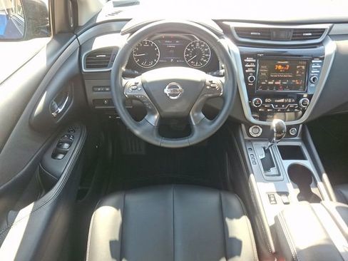 Used 2022 Nissan Murano SV AWD/4WD image 13