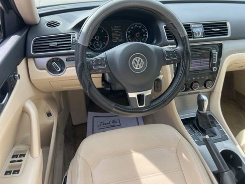 Used 2015 Volkswagen Passat TDI SE image 33