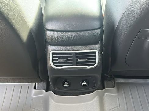 Certified 2023 Hyundai Santa Fe SEL image 29