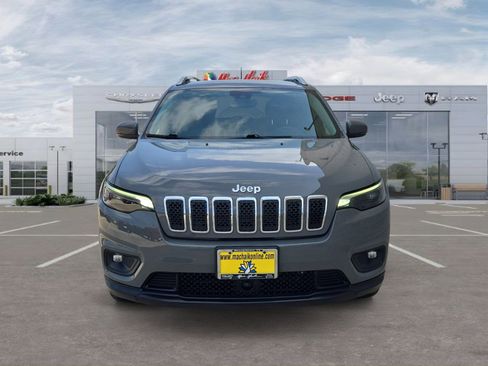 Used 2021 Jeep Cherokee Latitude Lux w/ Comfort/Convenience Group FWD image 6
