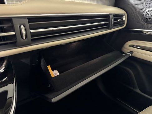 New 2026 Lincoln Corsair Premiere image 46