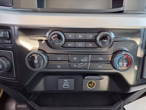 Certified 2024 Ford F550 2WD Regular Cab Super Duty image 18