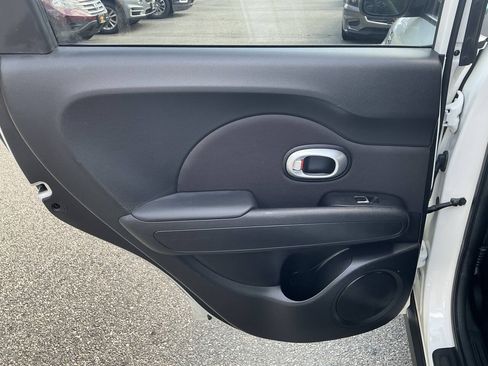 Used 2017 Kia Soul + w/ Designer's Package FWD image 26