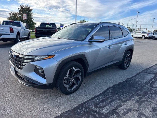 Used 2023 Hyundai Tucson Limited AWD/4WD image 2