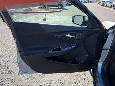 Used 2024 Chevrolet Malibu LT image 24