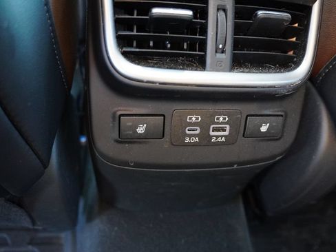 Used 2025 Subaru Outback Touring w/ Popular Package #2 AWD/4WD image 4