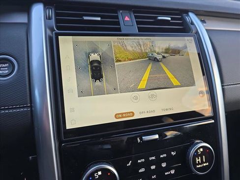 New 2026 Land Rover Discovery Limited Edition image 24