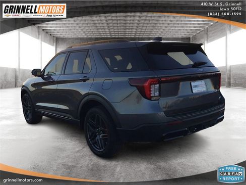 Used 2025 Ford Explorer ST-Line w/ ST-Line Street Pack image 7