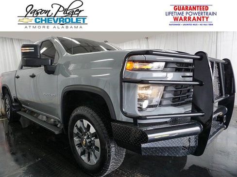 Used 2025 Chevrolet Silverado 2500 Custom image 1