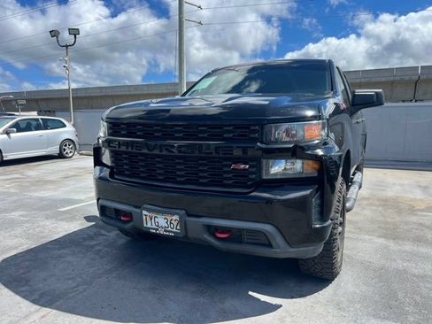 Used 2020 Chevrolet Silverado 1500 Custom Trail Boss w/ Custom Convenience Package AWD/4WD image 1