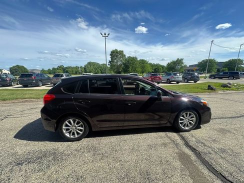 Used 2012 Subaru Impreza 2.0i Premium AWD/4WD image 6