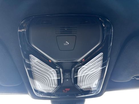 Used 2021 BMW X7 xDrive40i w/ M Sport Package image 27