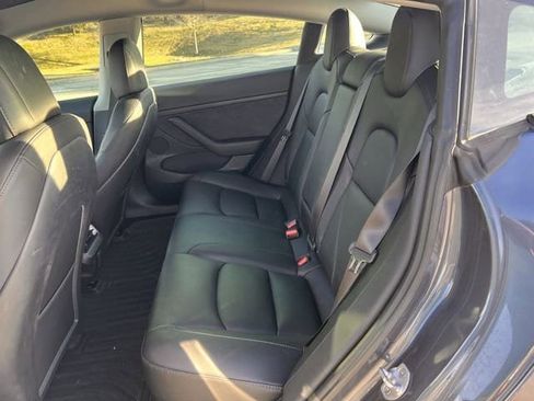 Used 2023 Tesla Model 3 Performance image 28