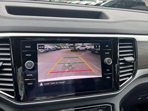 Certified 2023 Volkswagen Atlas SE FWD image 27