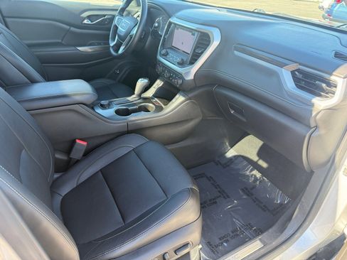 Used 2018 GMC Acadia SLT image 27