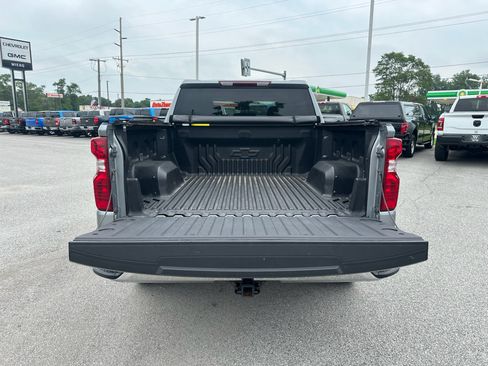 Certified 2023 Chevrolet Silverado 1500 LT AWD/4WD image 6