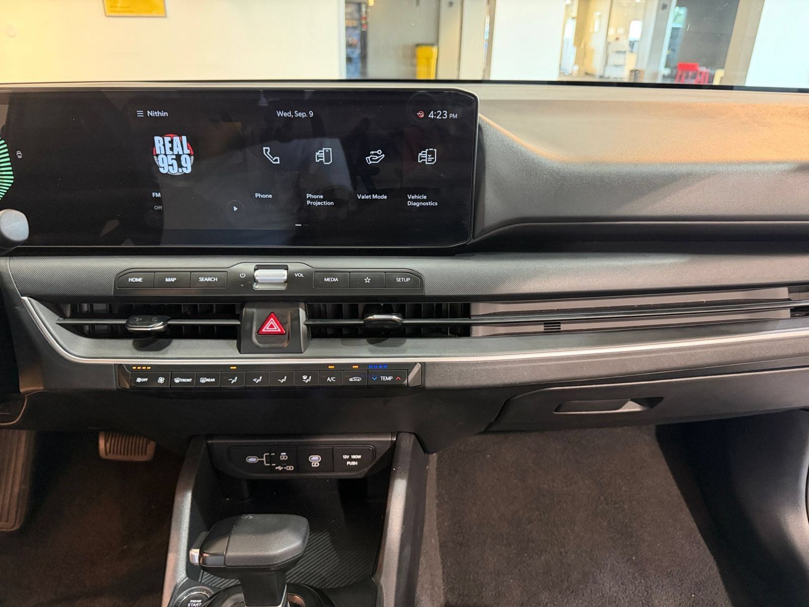 Used 2026 Kia K4 FWD image 16
