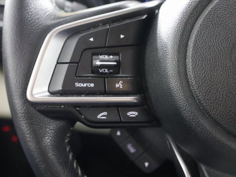 Used 2022 Subaru Ascent Limited w/ Technology Package image 11