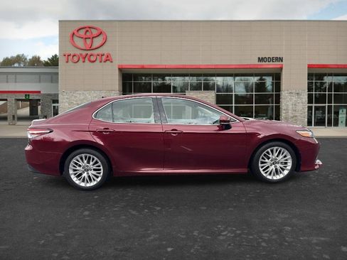 Used 2018 Toyota Camry XLE w/ Audio Package FWD image 7