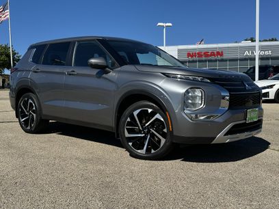 Used 2024 Mitsubishi Outlander SE Black Edition