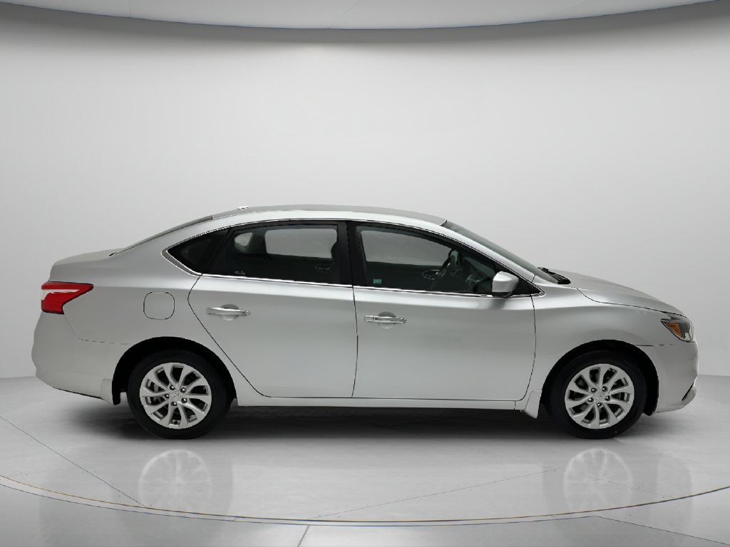 Used 2018 Nissan Sentra SV FWD image 6