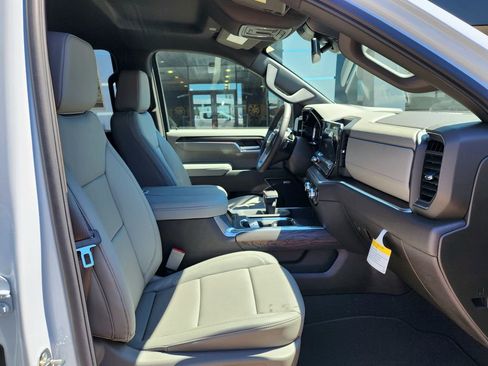 New 2026 GMC Sierra 1500 SLT w/ SLT Premium Plus Package image 38