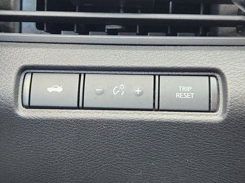 Used 2025 Nissan Altima 2.5 SV FWD image 20
