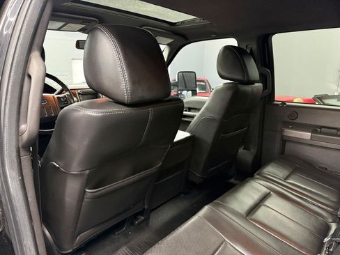 Used 2011 Ford F250 Lariat w/ Lariat Ultimate Pkg AWD/4WD image 14