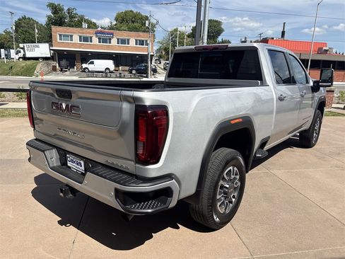Used 2023 GMC Sierra 3500 Denali w/ Denali Ultimate Package image 7